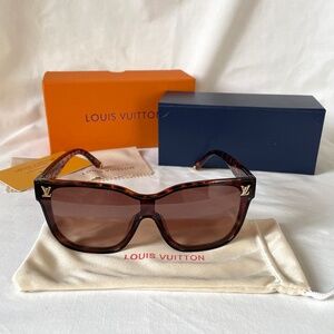 Louis Vuitton Tortoise Sunglasses